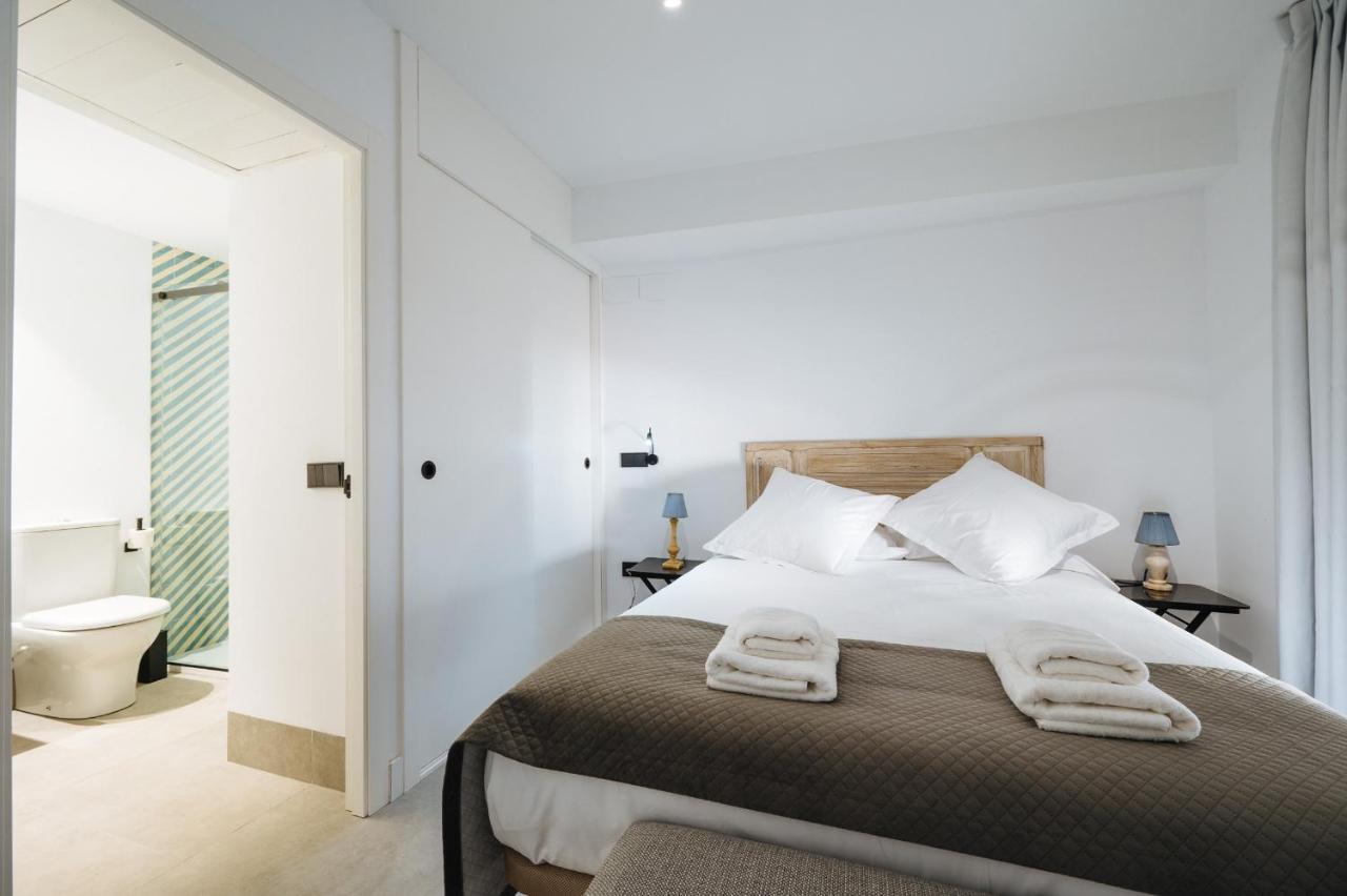 Apartamentos Montevideo 6 Seville Exterior photo